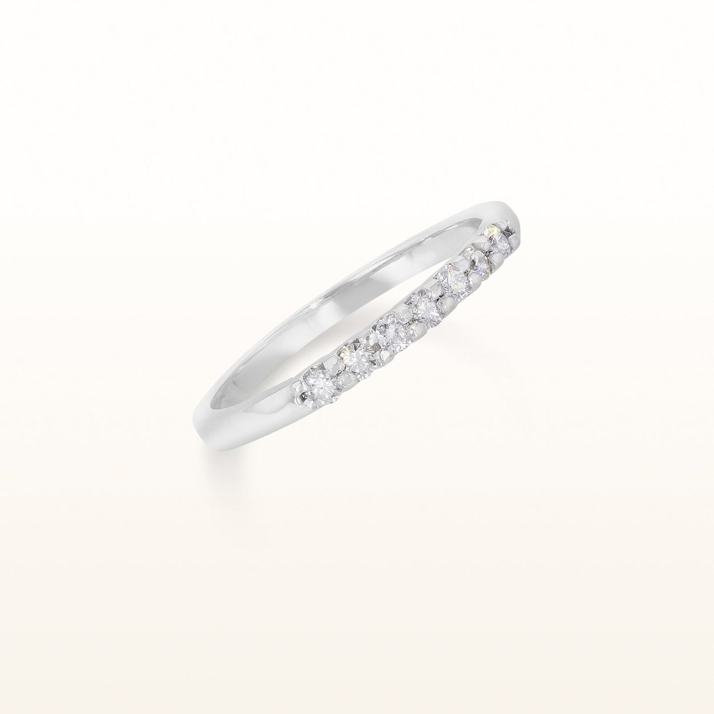 0.25 ctw 7-Stone Round Diamond Band